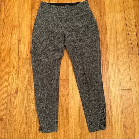 Beyond Yoga Crop Legging Side Lattice Gray Black Spacedye Sz S Lace Up Hem (c5) - Picture 1 of 10